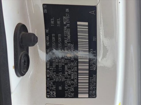 Used 2015 Toyota Sienna SE Premium image 25