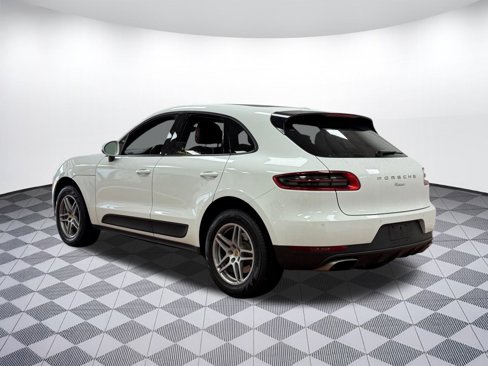 Used 2017 Porsche Macan image 3