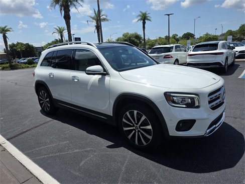 Certified 2022 Mercedes-Benz GLB 250 4MATIC image 4