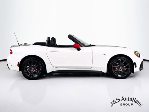 Used 2018 FIAT 124 Spider Abarth image 8