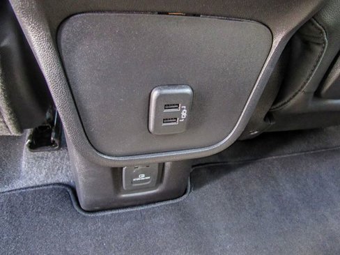 New 2024 GMC Terrain SLT w/ Tech Package image 18