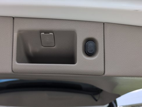 Used 2018 GMC Yukon SLT w/ Open Road Package image 6