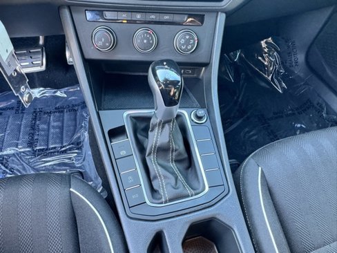 Certified 2023 Volkswagen Jetta Sport image 23
