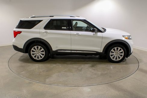 Used 2020 Ford Explorer Limited w/ Class III Trailer Tow Package image 6
