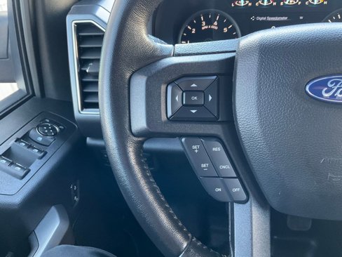 Used 2019 Ford F150 XLT w/ Equipment Group 302A Luxury image 5