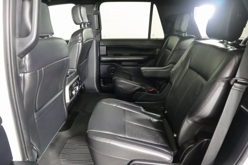 Used 2020 Ford Expedition XLT w/ Equipment Group 202A image 19