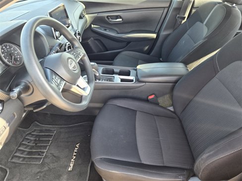 Used 2024 Nissan Sentra SV image 8
