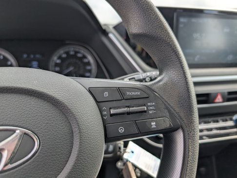 Used 2020 Hyundai Sonata SE w/ Cargo Package image 17