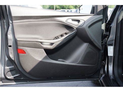 Used 2018 Ford Focus SE image 14