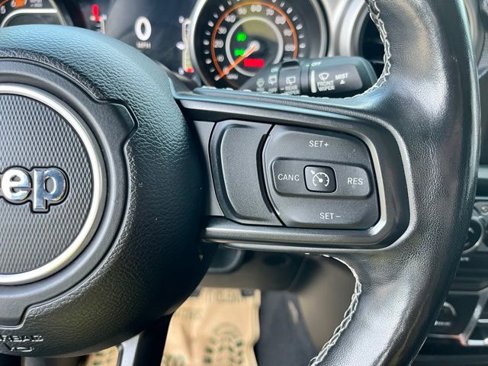 Used 2021 Jeep Wrangler Unlimited Sport image 26