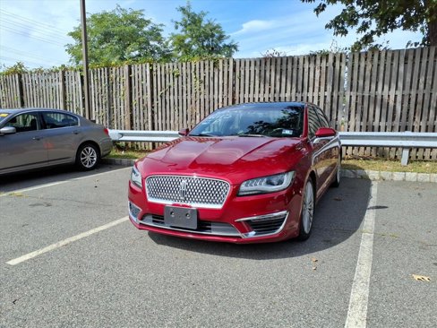 Used 2017 Lincoln MKZ Reserve image 3