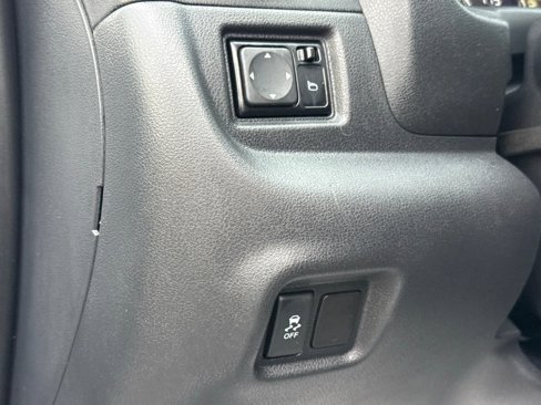 Used 2015 Nissan Versa Note SV image 16