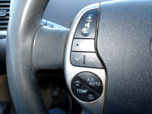 Used 2005 Toyota Prius Two image 16