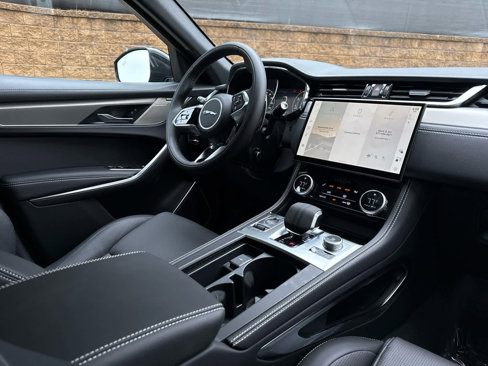 New 2026 Jaguar F-PACE R-Dynamic S image 11