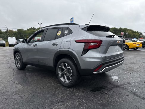 New 2026 Chevrolet Trax LT w/ LT Convenience Package image 3