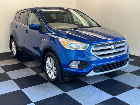Used 2017 Ford Escape SE image 3