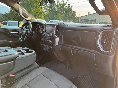 Used 2021 Chevrolet Silverado 1500 LT w/ LPO, Dark Essentials Package image 25