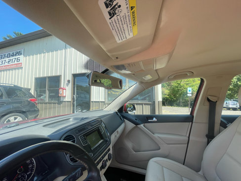 Used 2016 Volkswagen Tiguan S image 16