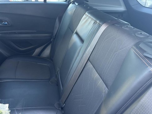 Used 2018 Chevrolet Trax LT w/ LT Convenience Package image 18