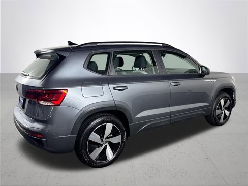 Certified 2024 Volkswagen Taos S image 7