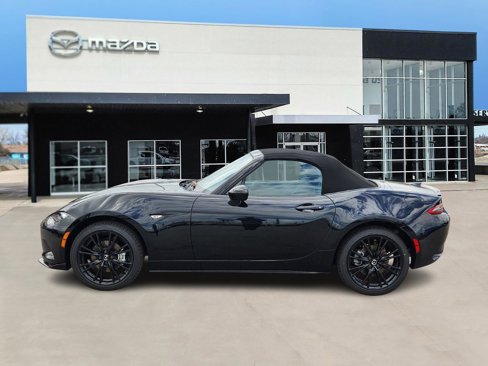 New 2025 MAZDA MX-5 Miata Club image 3
