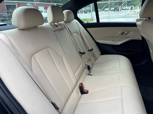 Used 2021 BMW 330i xDrive Sedan image 16