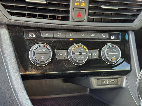 Certified 2021 Volkswagen Jetta GLI image 22
