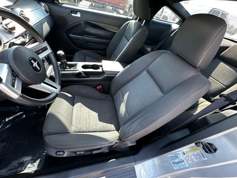 Used 2005 Ford Mustang Coupe image 47