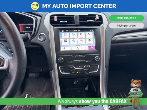 Used 2019 Ford Fusion SE image 10