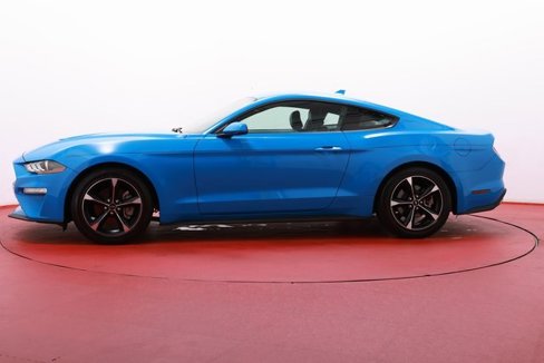 Used 2022 Ford Mustang Coupe image 2