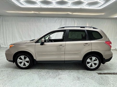 Used 2015 Subaru Forester 2.5i Premium w/ All-Weather Package image 6