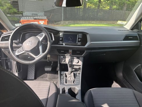 Used 2024 Volkswagen Jetta S image 31