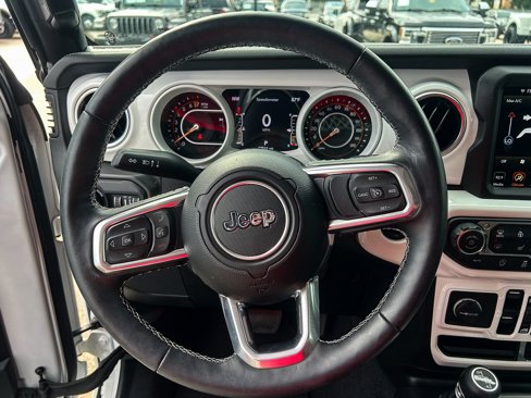 Used 2022 Jeep Gladiator Overland w/ Cold Weather Group image 30