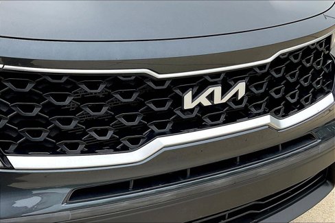 Used 2022 Kia Sorento LX image 28