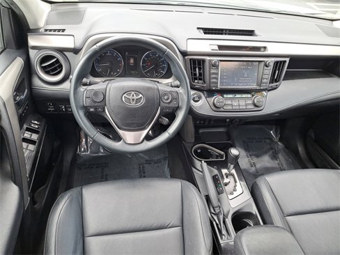 Used 2016 Toyota RAV4 Limited image 25