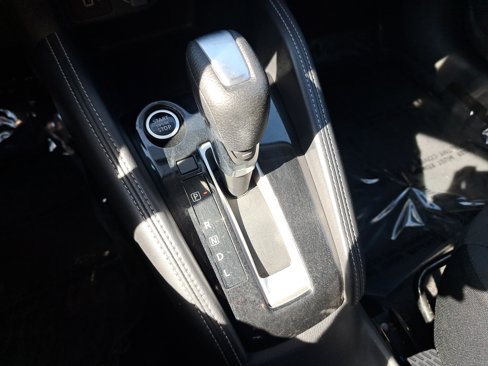 Used 2019 Nissan Kicks SV image 27