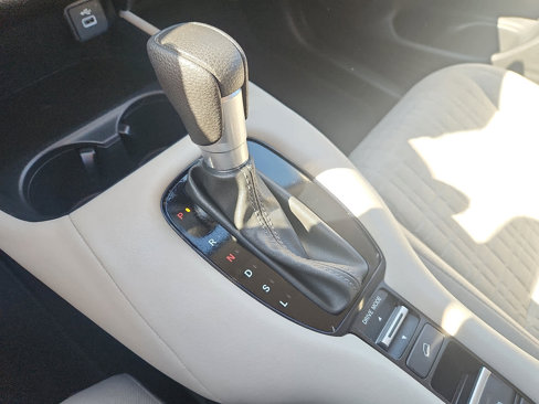 Certified 2023 Honda HR-V LX image 16