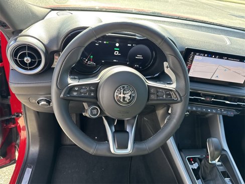 New 2024 Alfa Romeo Tonale Veloce image 14