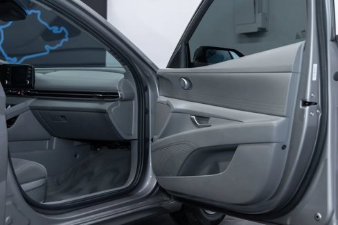 Used 2023 Hyundai Elantra SE image 20