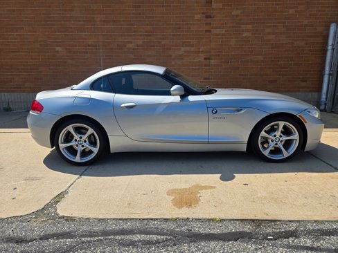 Used 2015 BMW Z4 sDrive28i image 4