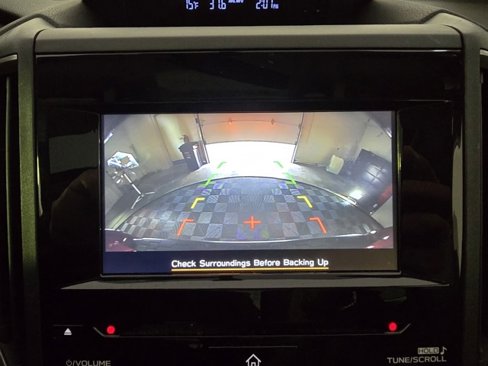 Used 2019 Subaru Crosstrek 2.0i Premium w/ Moonroof Package image 15