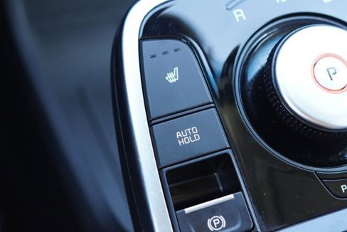 Used 2020 Kia Niro EX image 28