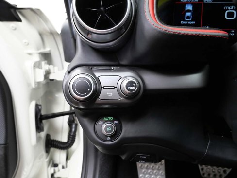 Certified 2019 Ferrari 812 Superfast image 26