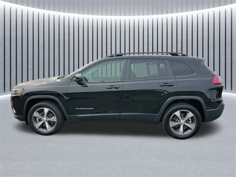 Used 2022 Jeep Cherokee Limited image 8