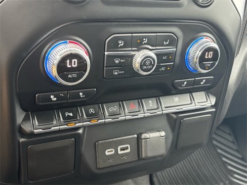 Used 2020 GMC Sierra 1500 SLE w/ SLE Value Package image 8