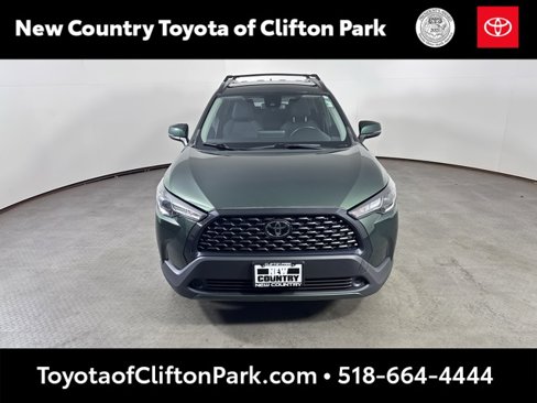 Used 2022 Toyota Corolla Cross LE image 8