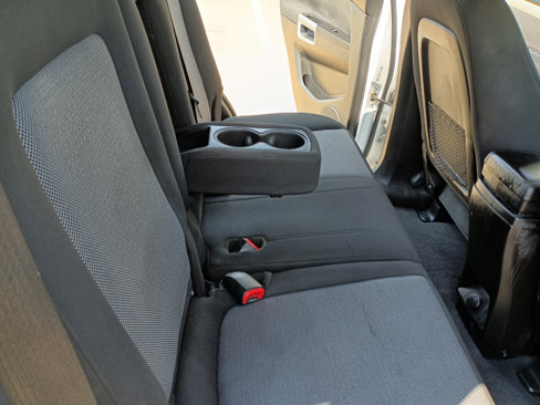 Used 2012 Chevrolet Captiva Sport LS image 16