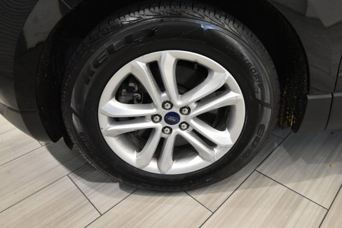 Used 2020 Ford Edge SEL w/ Convenience Package image 9