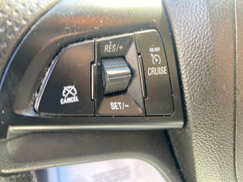 Used 2016 Chevrolet Trax LT w/ LT Sun and Sound Package image 42