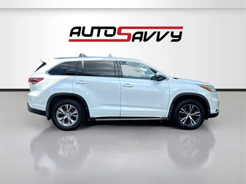 Used 2015 Toyota Highlander XLE image 8